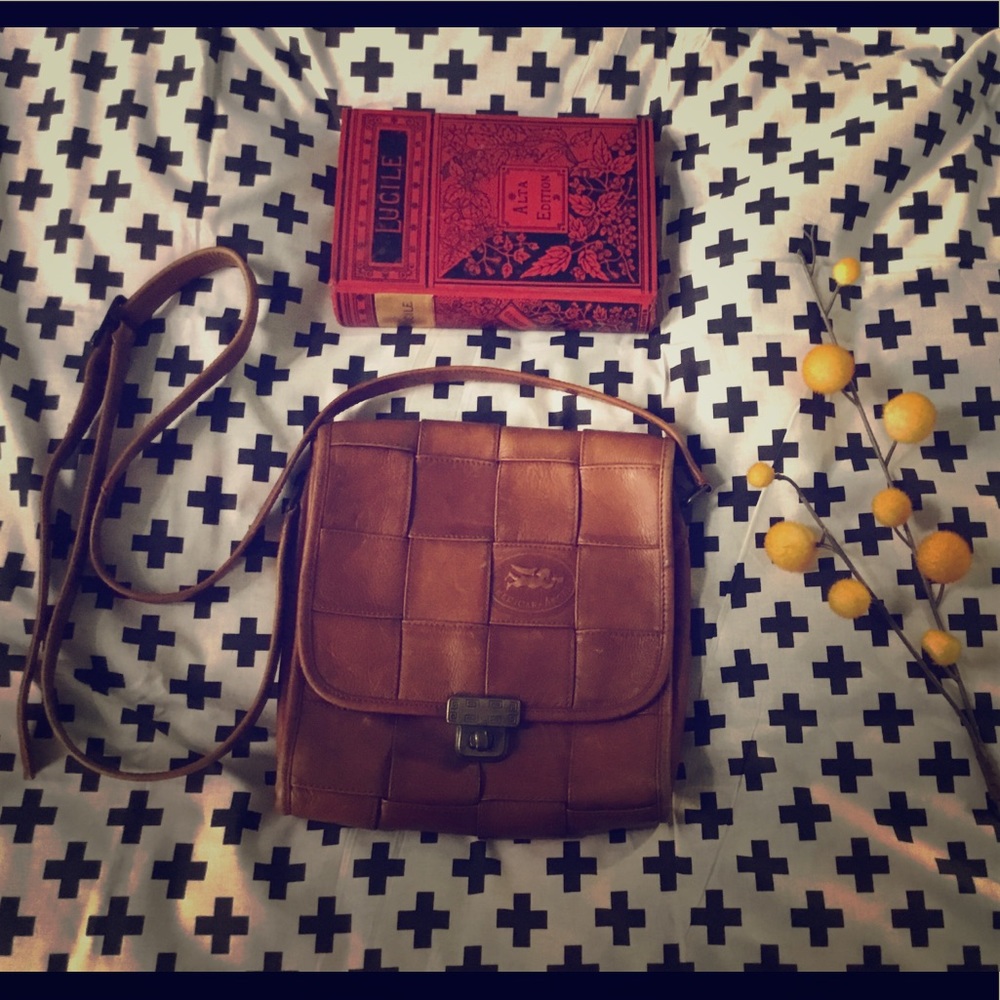 VINTAGE leather crossbody purse by American angel.